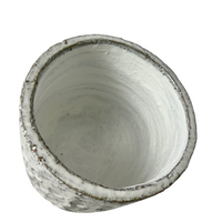 White-Wash Glazed Clay Planter Pot With Feet Dia18cm